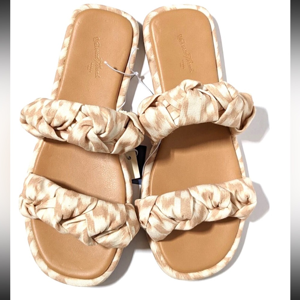 Universal Thread Women's Knotted Slide Sandals tan size 8 NWT